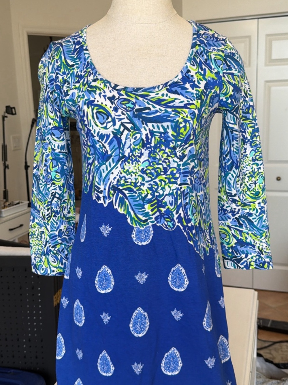 Lilly Pulitzer Blue and White Patterned 3/4 in Sleeve Dress - Preppy Resort